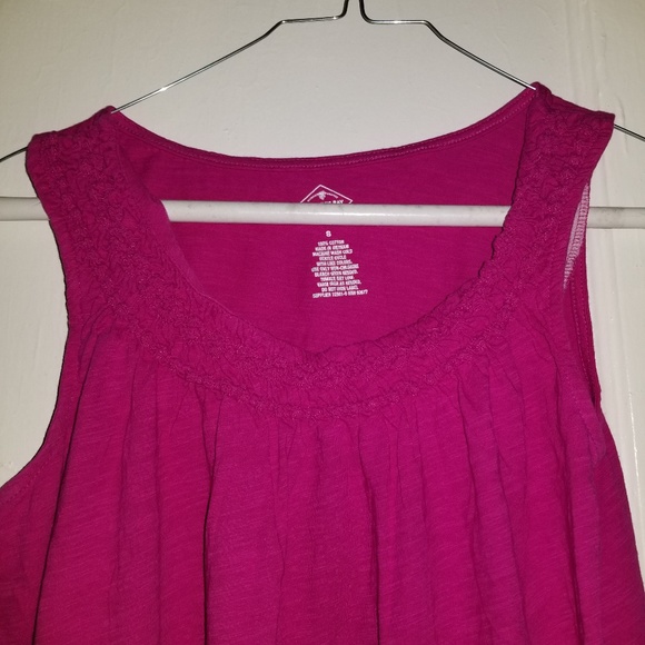 john's bay pink  tank top.  . NOT OFFERS - Picture 3 of 5